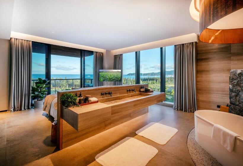 سوییت با چشم‌انداز استخر, 1 Hotel Haitang Bay, Sanya