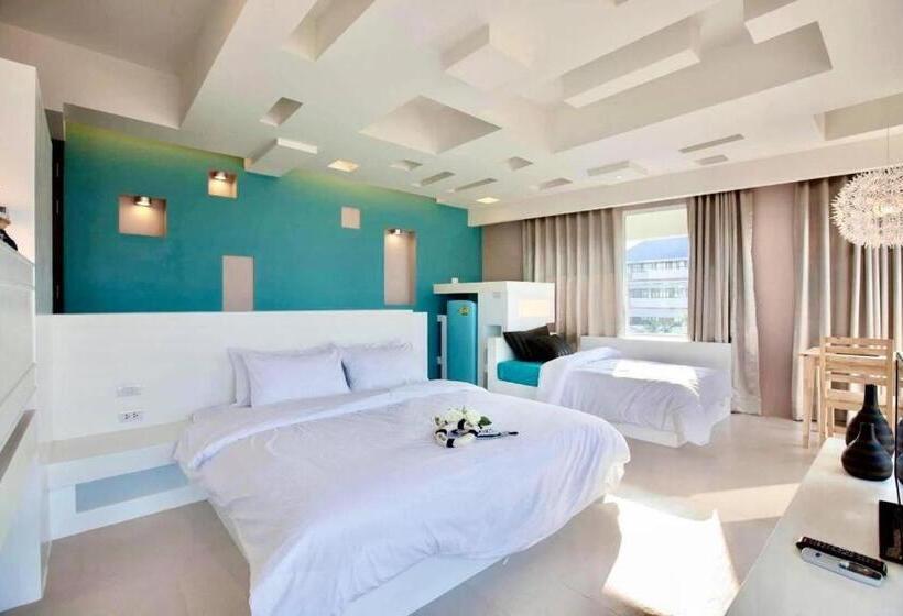 سوییت سوپریور, O Bay Design Hotel Prachuap