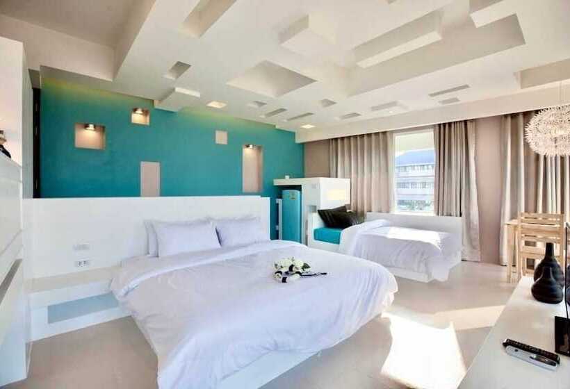 سوییت سوپریور, O Bay Design Hotel Prachuap