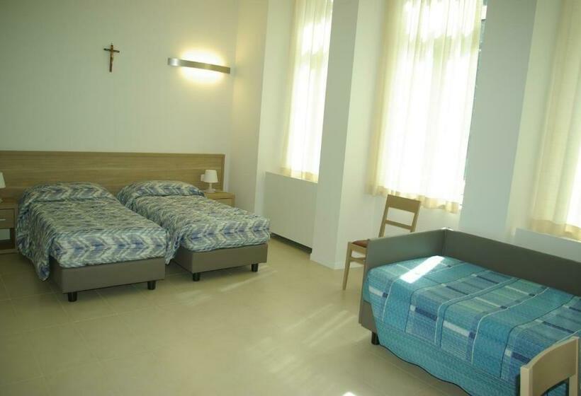 اتاق کلاسیک سه تخته, San Luigi   Residenza Gemelli