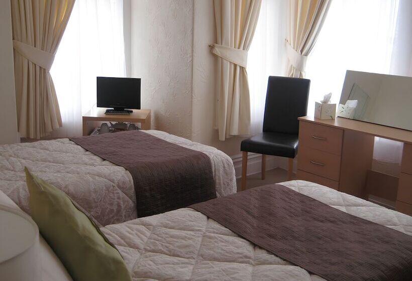 Номер Стандарт, Cleve Court