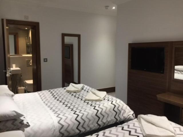 Номер Стандарт Трехместный, Leisure Inn