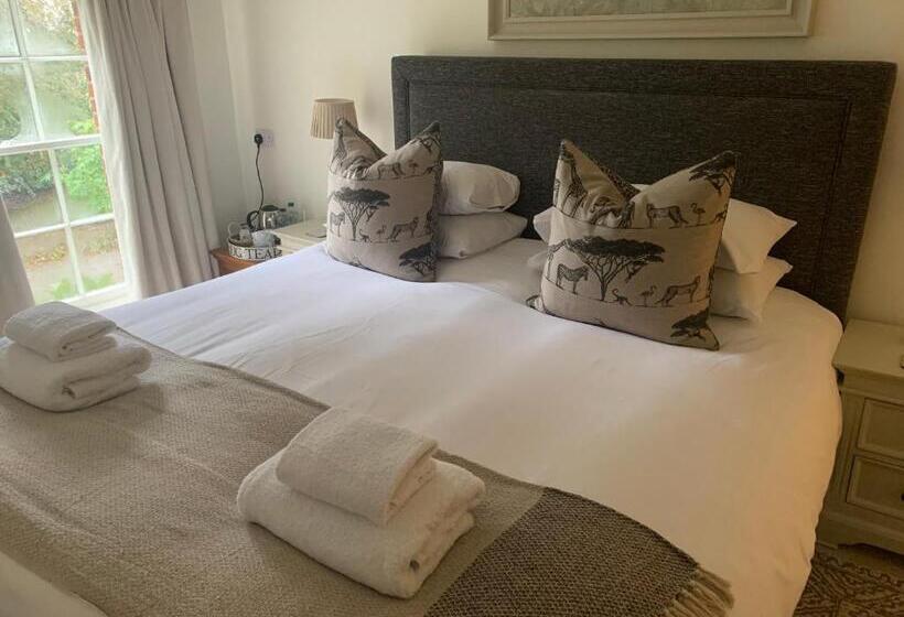 Номер Стандарт, Scarborough Hill Country Inn