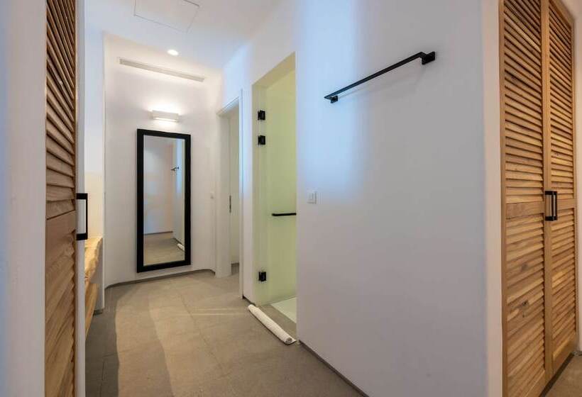 Люкс Deluxe Вид на Море, Radisson Blu Euphoria Resort, Mykonos