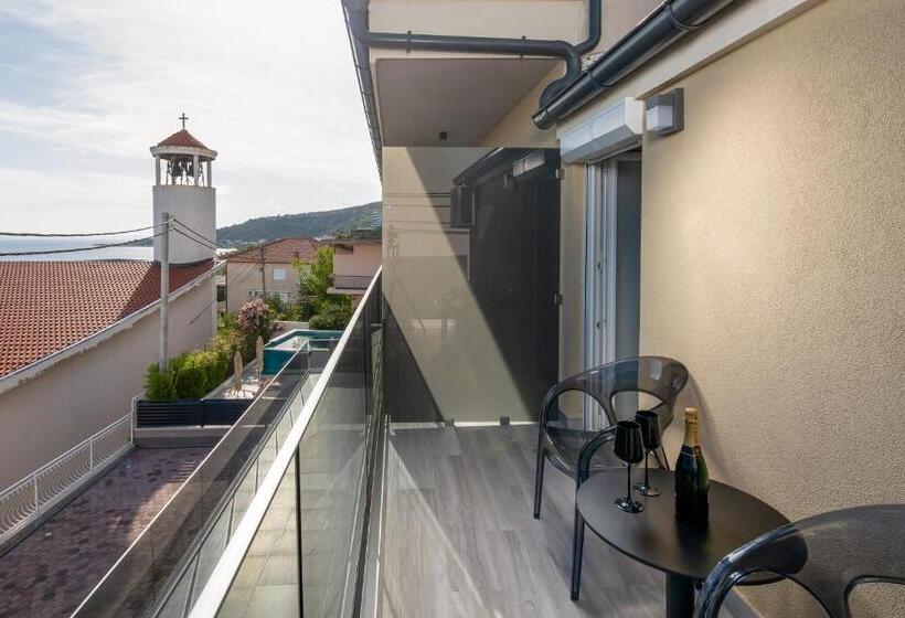 استودیو استاندارد با بالکن, Villa Mandalinic