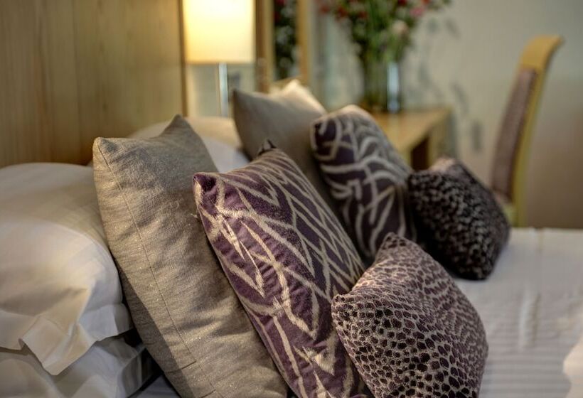 اتاق کلاب, Ambleside Salutation Hotel & Spa, World Hotel Distinctive