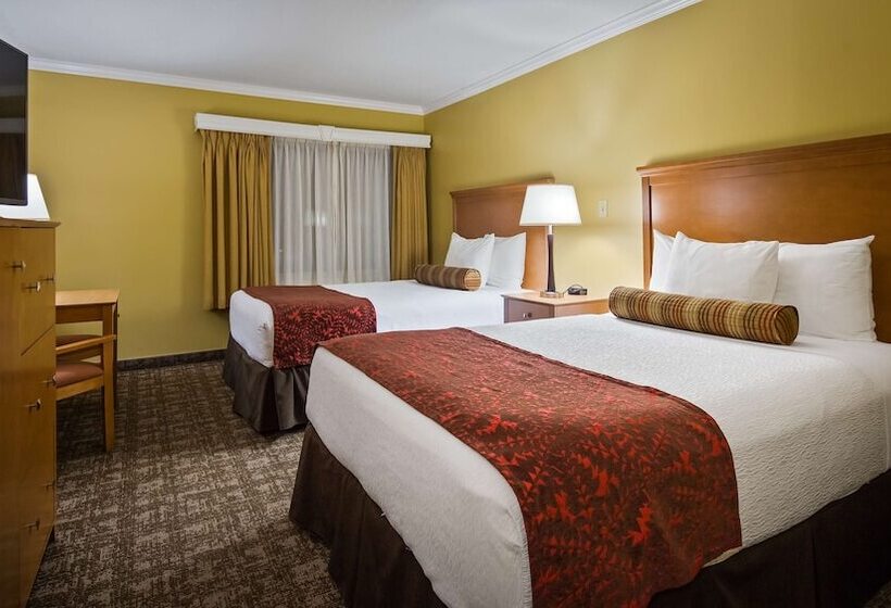 Номер Стандарт 2 Двуспальные Кровати, Best Western Plus Windjammer Inn & Conference Center