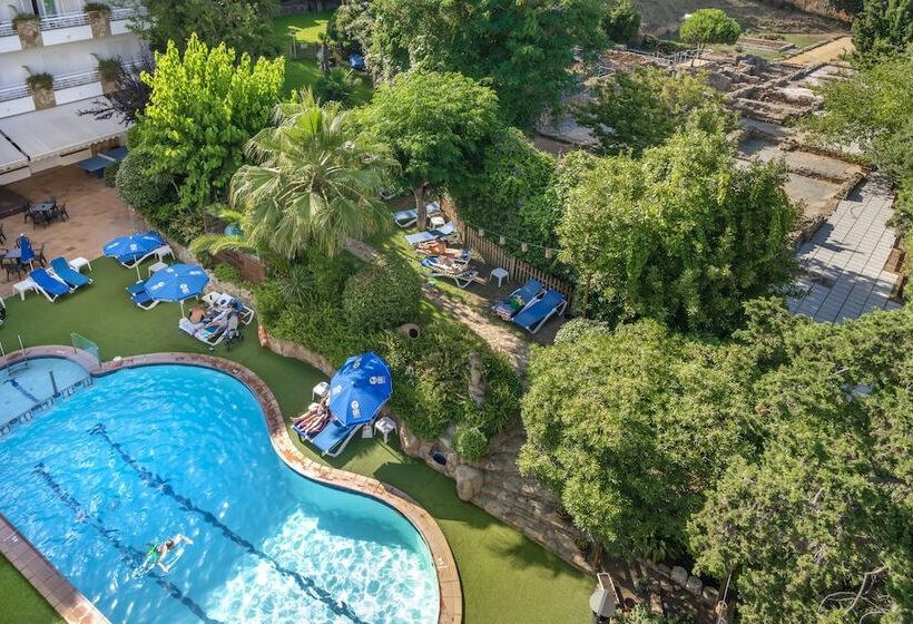 اتاق استاندارد با چشم‌انداز استخر, Ght Neptuno Tossa & Venus Spa