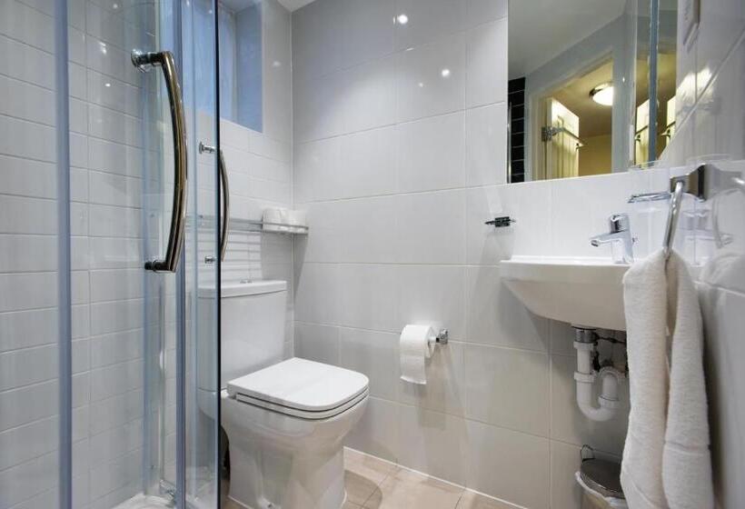标准间, Marble Arch Inn