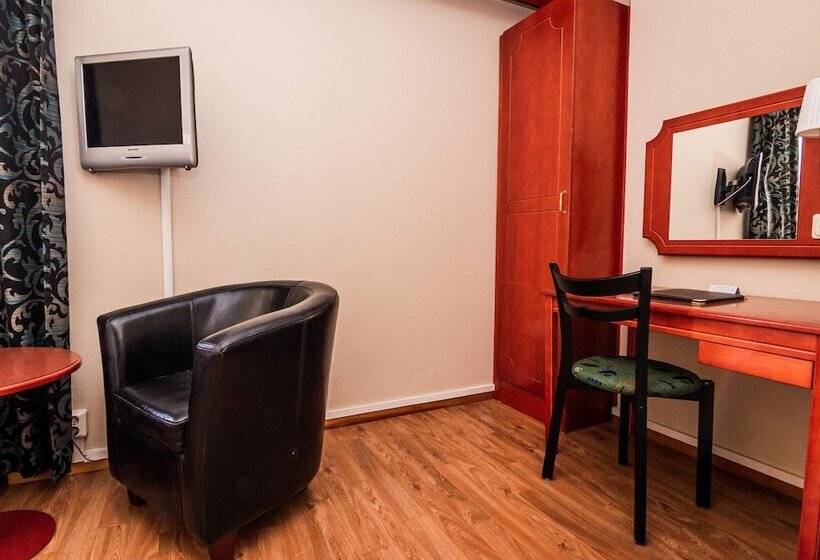 اتاق استاندارد یک نفره, Skoogs City Bnb