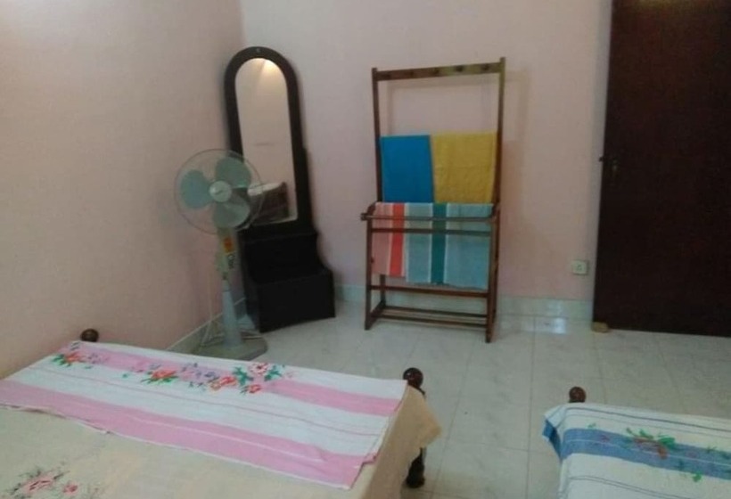 اتاق استاندارد با سرویس بهداشتی مشترک, Rivers Edge