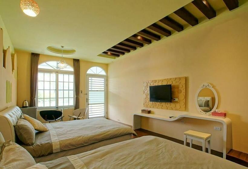 اتاق استاندارد چهار تخته, Wei Feng Jia Yuan B&b