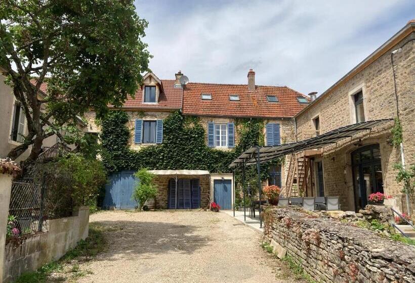 Семейный Номер Вид на Сад, Clos De Belle Roche