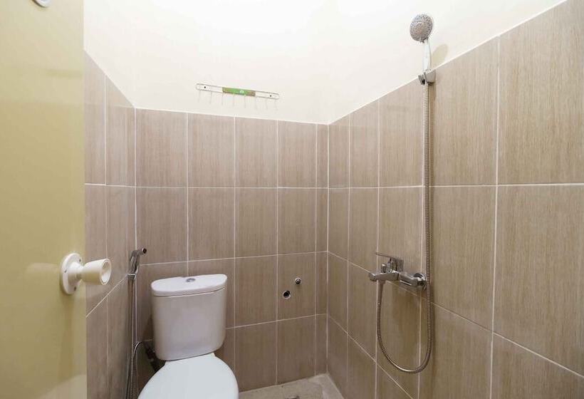 Номер Стандарт, Reddoorz Syariah Near Lubang Jepang Bukittinggi