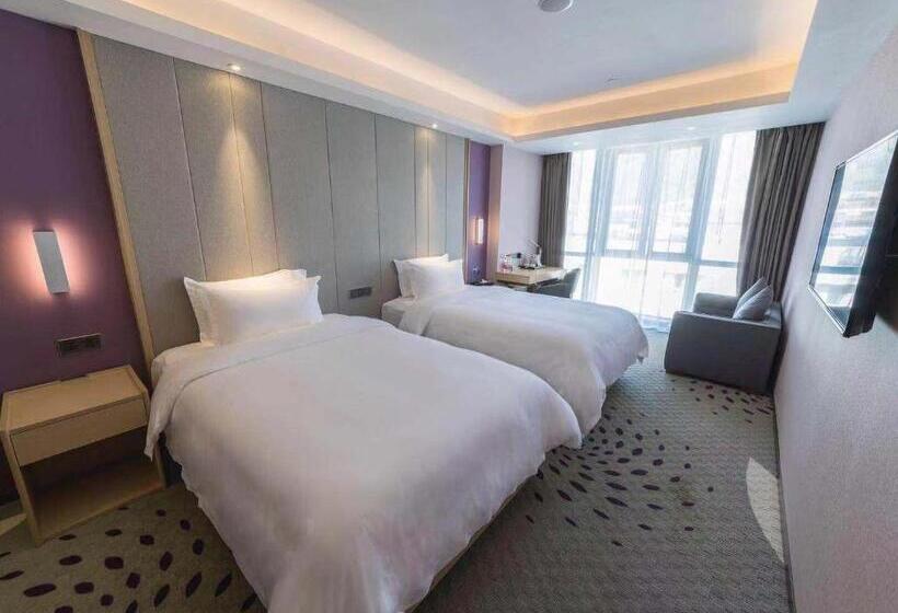 Номер Deluxe, Lavande Hotel Jiande Xin An Jiang