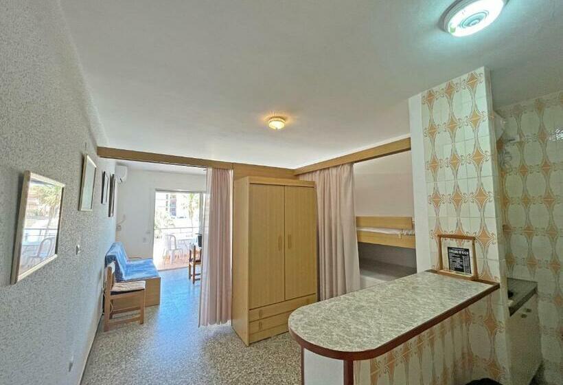 Escritório Estándar, Apartamentos Voramar 3000