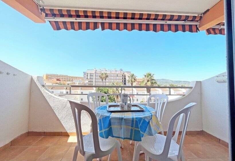 Escritório Estándar, Apartamentos Voramar 3000