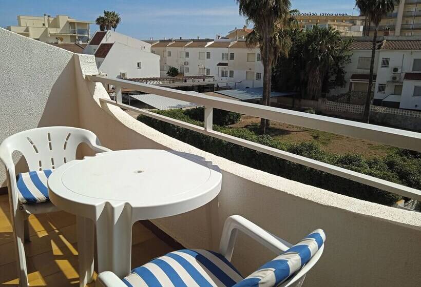 Escritório Estándar, Apartamentos Voramar 3000