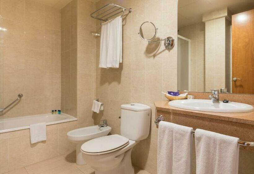 اتاق استاندارد سه نفره, htop Pineda Palace & Spa 4* Sup - Adults Recommended