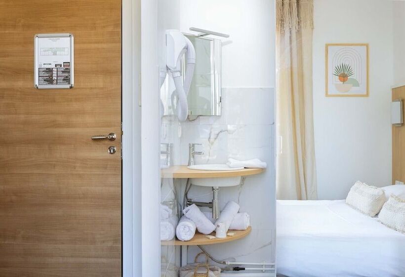 Quarto Economy, Le Relais D'agay