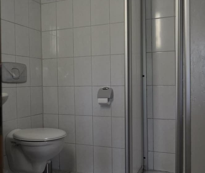 Номер Стандарт, Gästezimmer & Ferienwohnung Berge