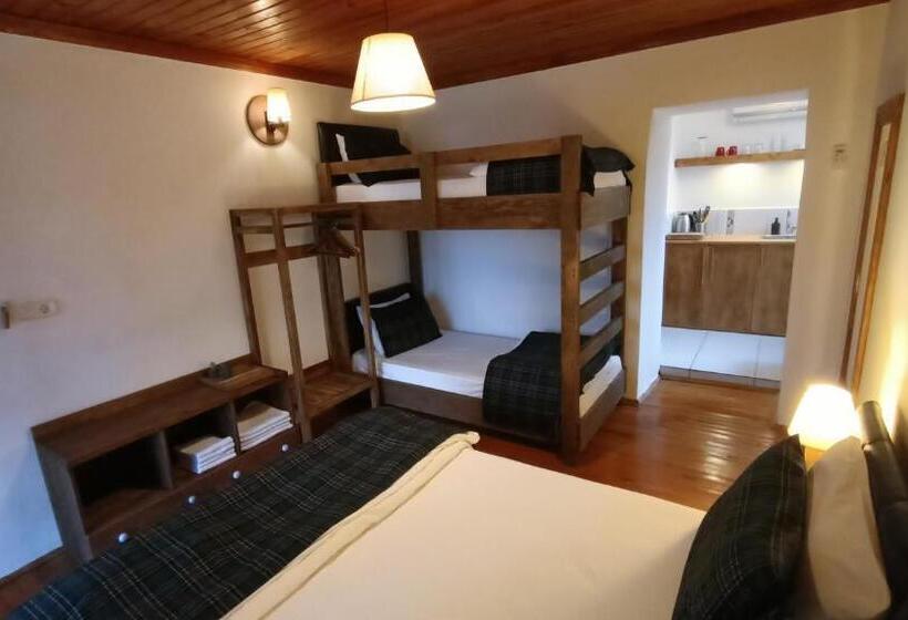 Трехместный Номер Стандарт с Балконом, Lycia Nature House
