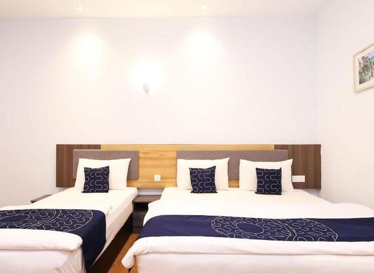 Трехместный Номер Deluxe, Agape Hotel Selayang