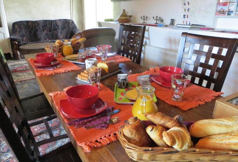 标准间, La Ferme De L Isle Et Sa Roulotte