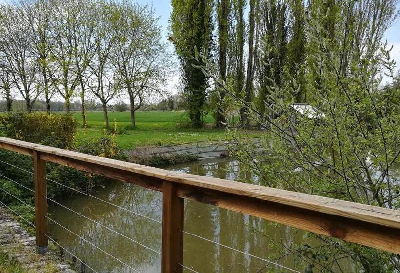 标准房带园景, La Ferme De L Isle Et Sa Roulotte