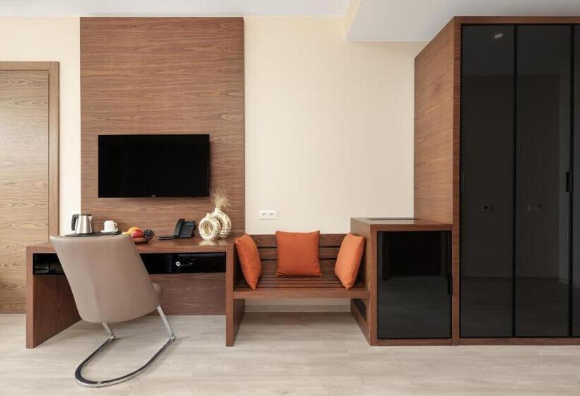 اتاق استاندارد با چشم‌انداز دریا, Magnika Resort