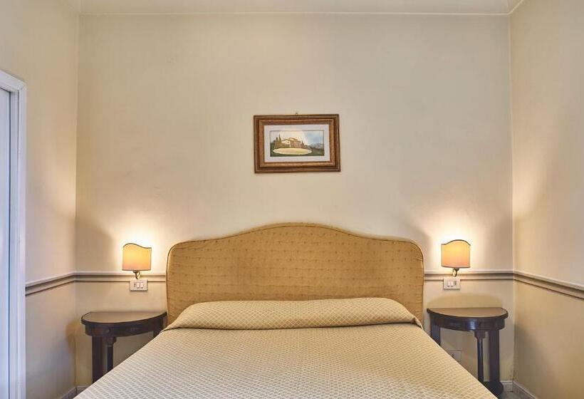 اتاق استاندارد یک نفره, Albergo Chiusarelli