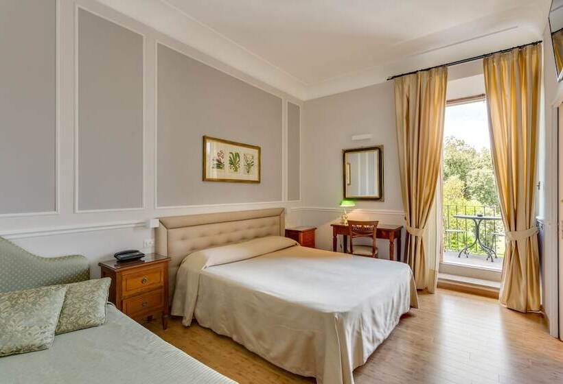 اتاق استاندارد چهار تخته, Albergo Chiusarelli