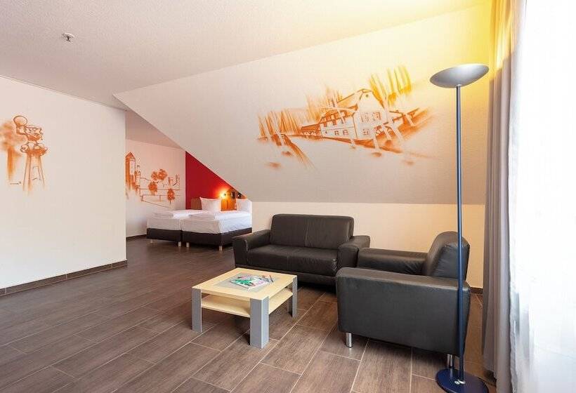 Номер Стандарт, Achat Hotel Heppenheim