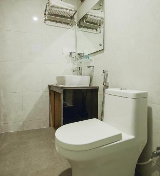 Economy Triple Room, Paradise Boutique