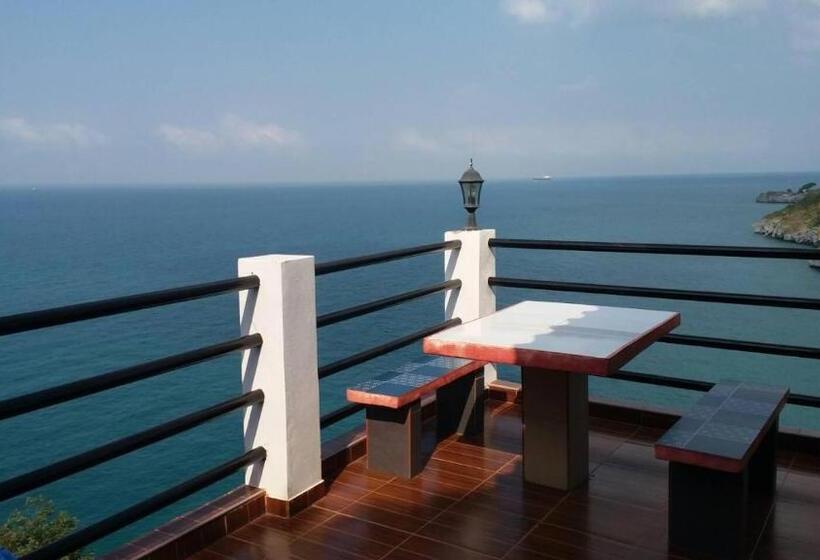 Номер Deluxe, Ocean View Resort   Koh Sichang