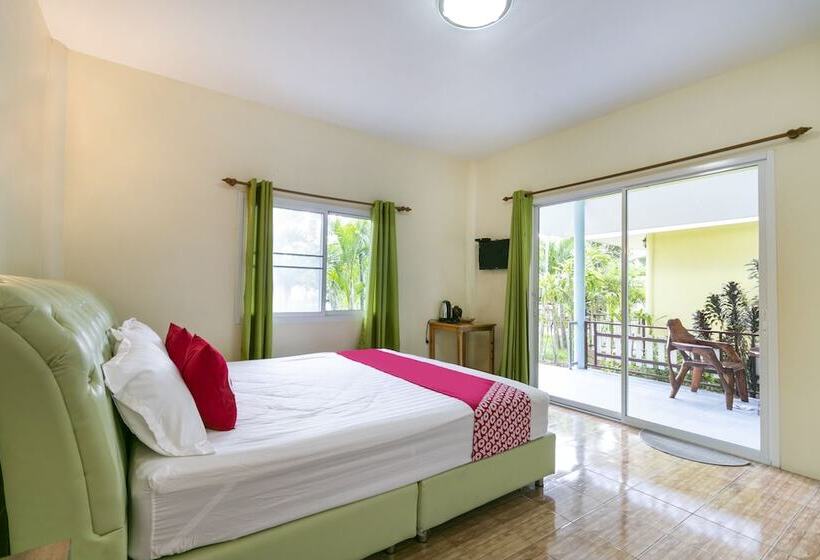高级大房间, Oyo 953 Tawan Resort