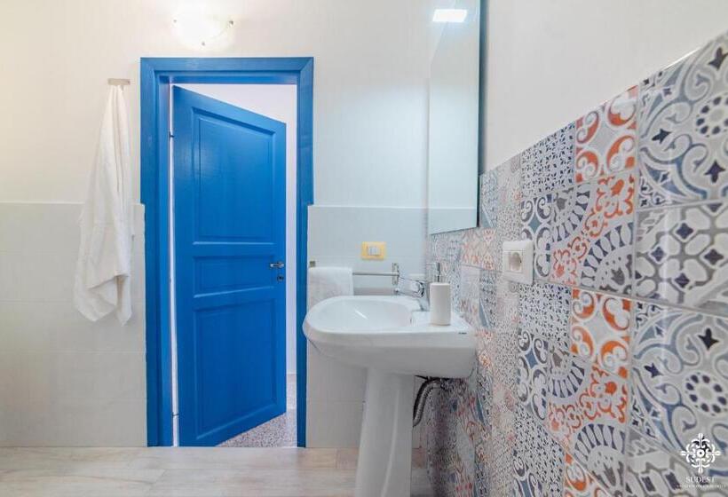 1 Schlafzimmer Apartment mit Balkon, Le 4 Perle Apartments