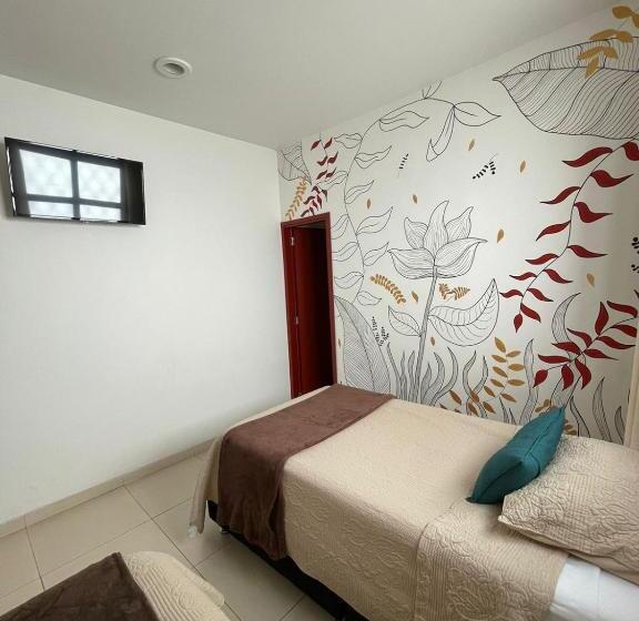 غرفة قياسية ثلاثية, Hostal Amanari