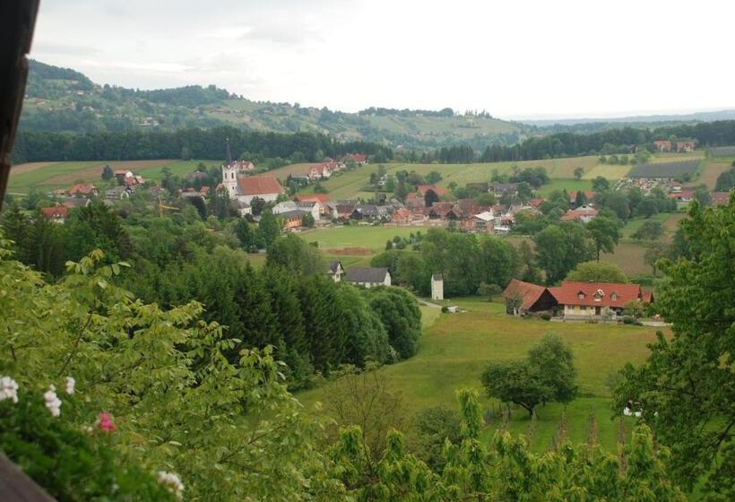 Номер Стандарт с Балконом, Gästehaus Der Gamser Winzerstube