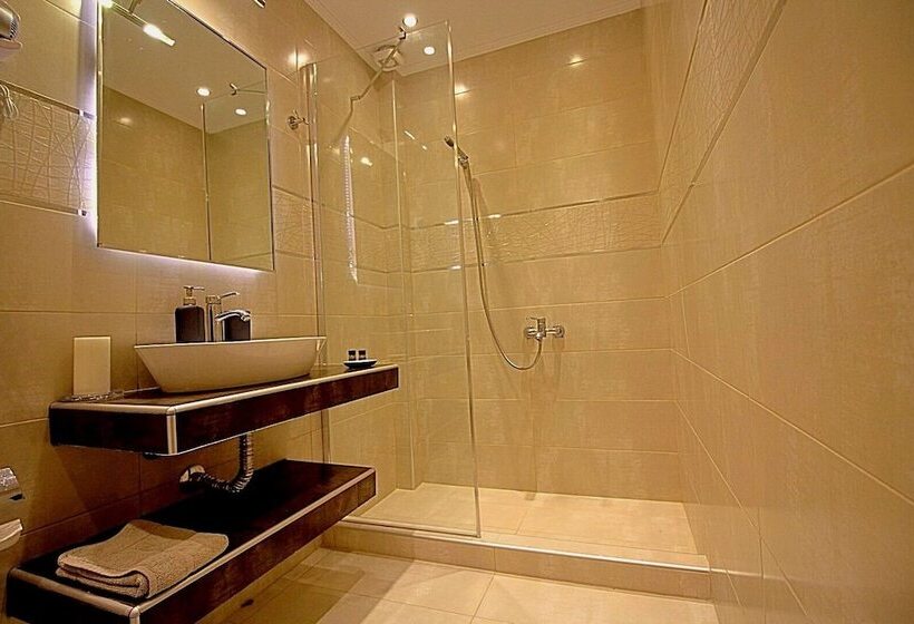 Люкс, Imagine Luxury Suites