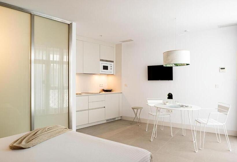 Estudio Estàndard, Apartamentos Y Estudios Céntricos Conil Home Suite