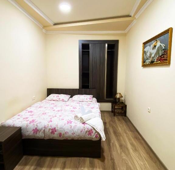 آپارتمان 1 خوابه, Domino Yerevan Hostel