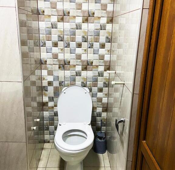 اتاق سوپریور چهار تخته, Domino Yerevan Hostel