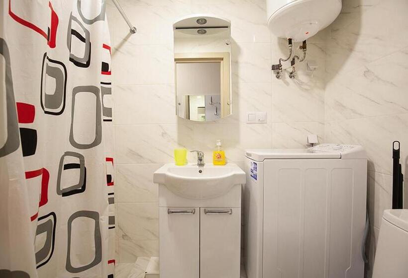 استودیوی استاندارد, New Quiet Place In Kiev