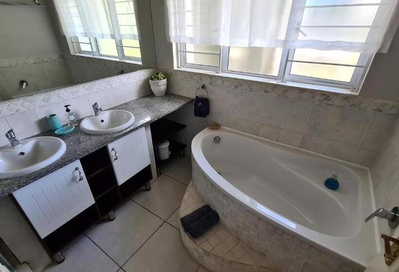 Family Suite, Shaka S Seat Guesthouse