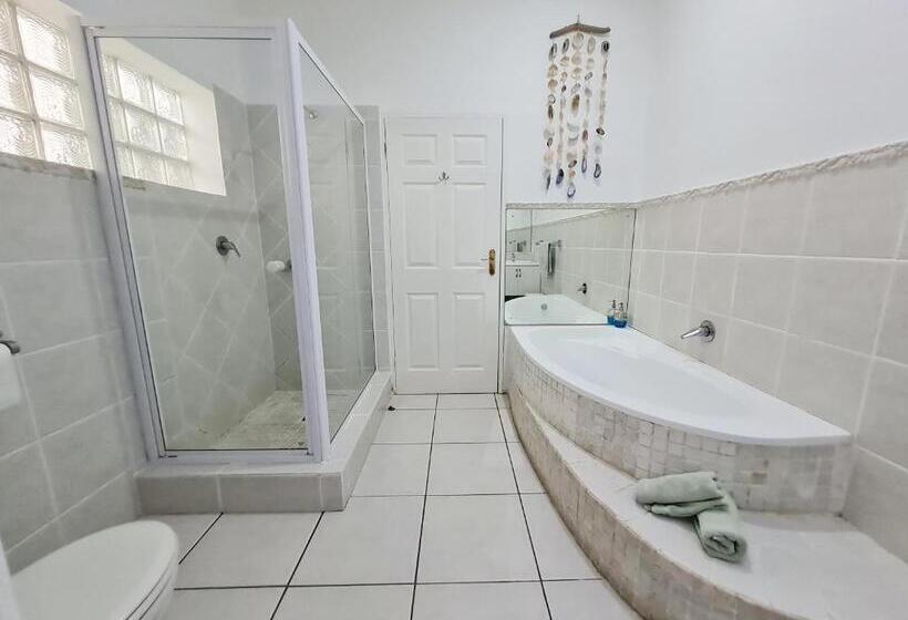 Номер Стандарт Вид на Море, Shaka S Seat Guesthouse