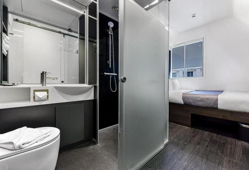 Номер Стандарт, The Z Hotel Trafalgar