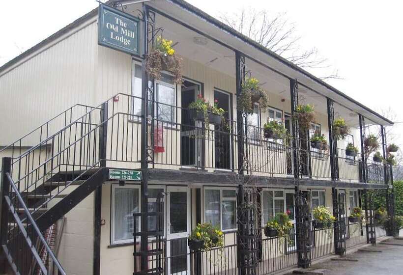 Номер Стандарт, Old Mill Hotel & Lodge
