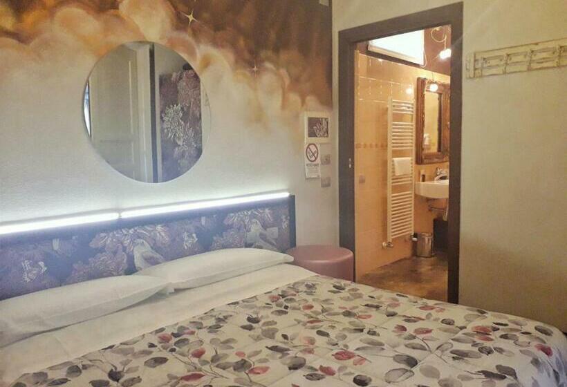 اتاق استاندارد, Locanda Cortiletto D'alba