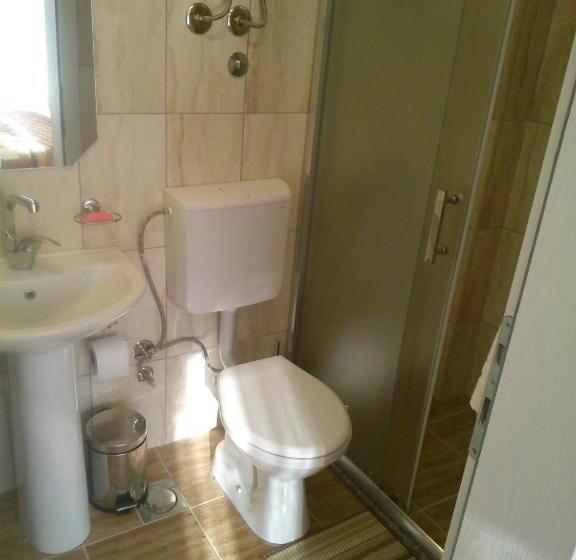 اتاق استاندارد با بالکن, Villa Efes Ohrid